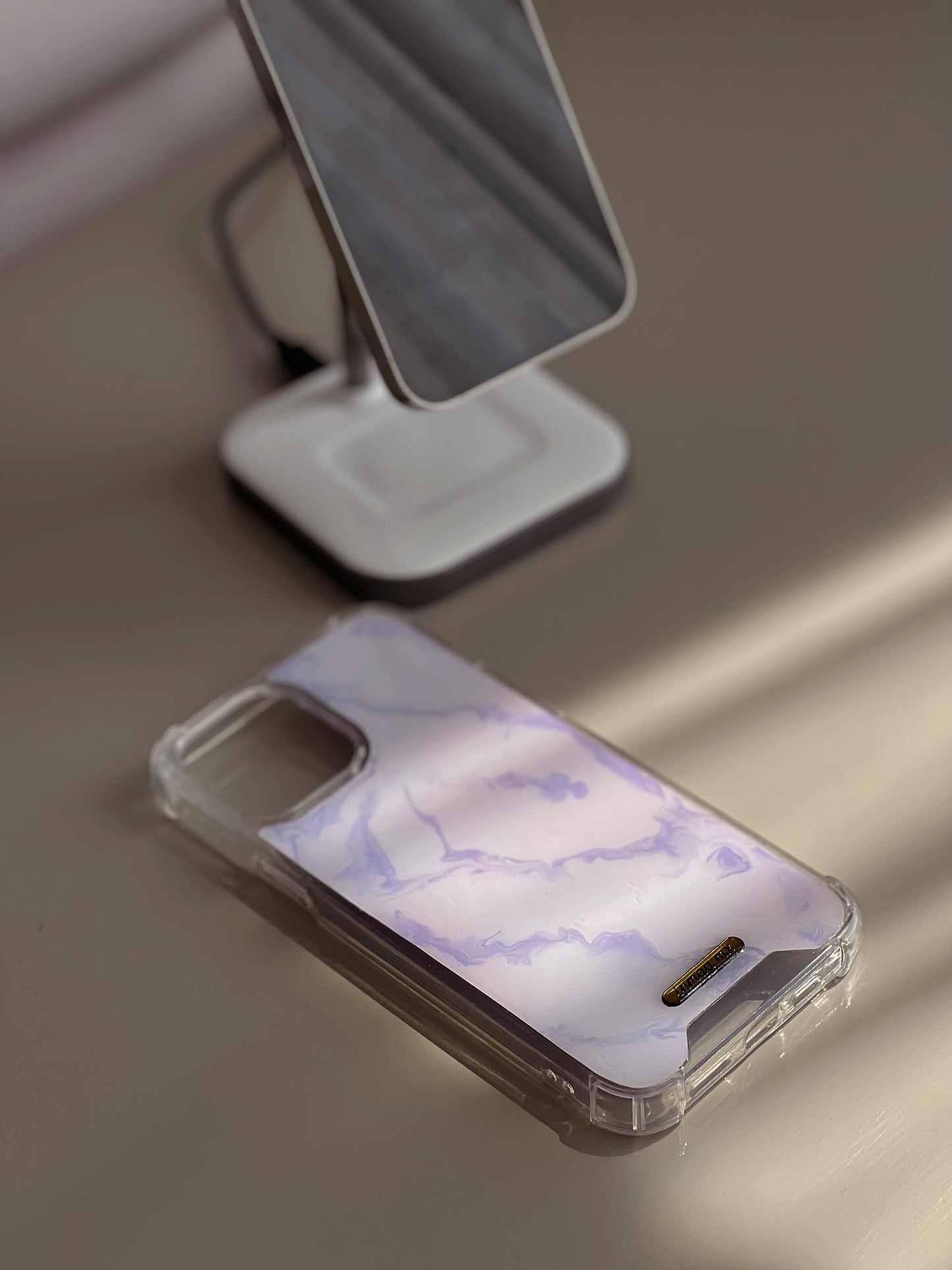 CASE LILAC MARBLE CASE